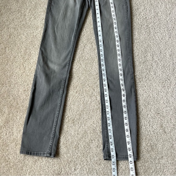 CALVIN KLEIN Ultimate Skinny Faded Gray Wash Jeans—SZ. 2 x 32 - Picture 12 of 14